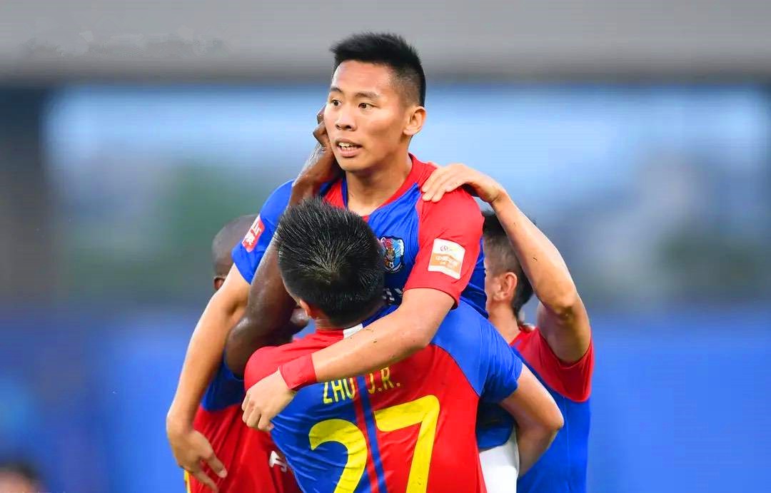 外援3人到队2人隔离中，内援调整心随所愿，最强首发排定待开赛