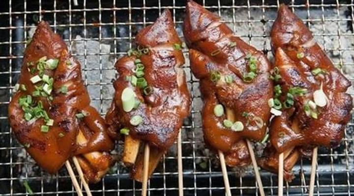 惠福莱热门小吃推荐：Q弹劲道的烤猪蹄，整条街的“流量担当”