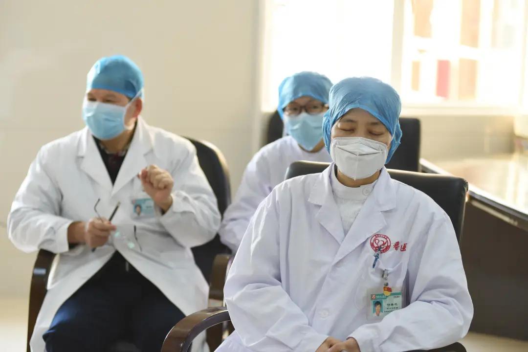 番禺|“选择感染性疾病科专业的第一天,我就知道自己的责任”:奋战抗疫一线的白衣战士付喜花