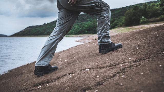 户外达人穿搭,战术靴冬季测评