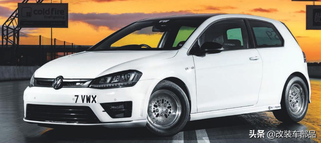 为赛道而生的洪水猛兽640匹高尔夫7R