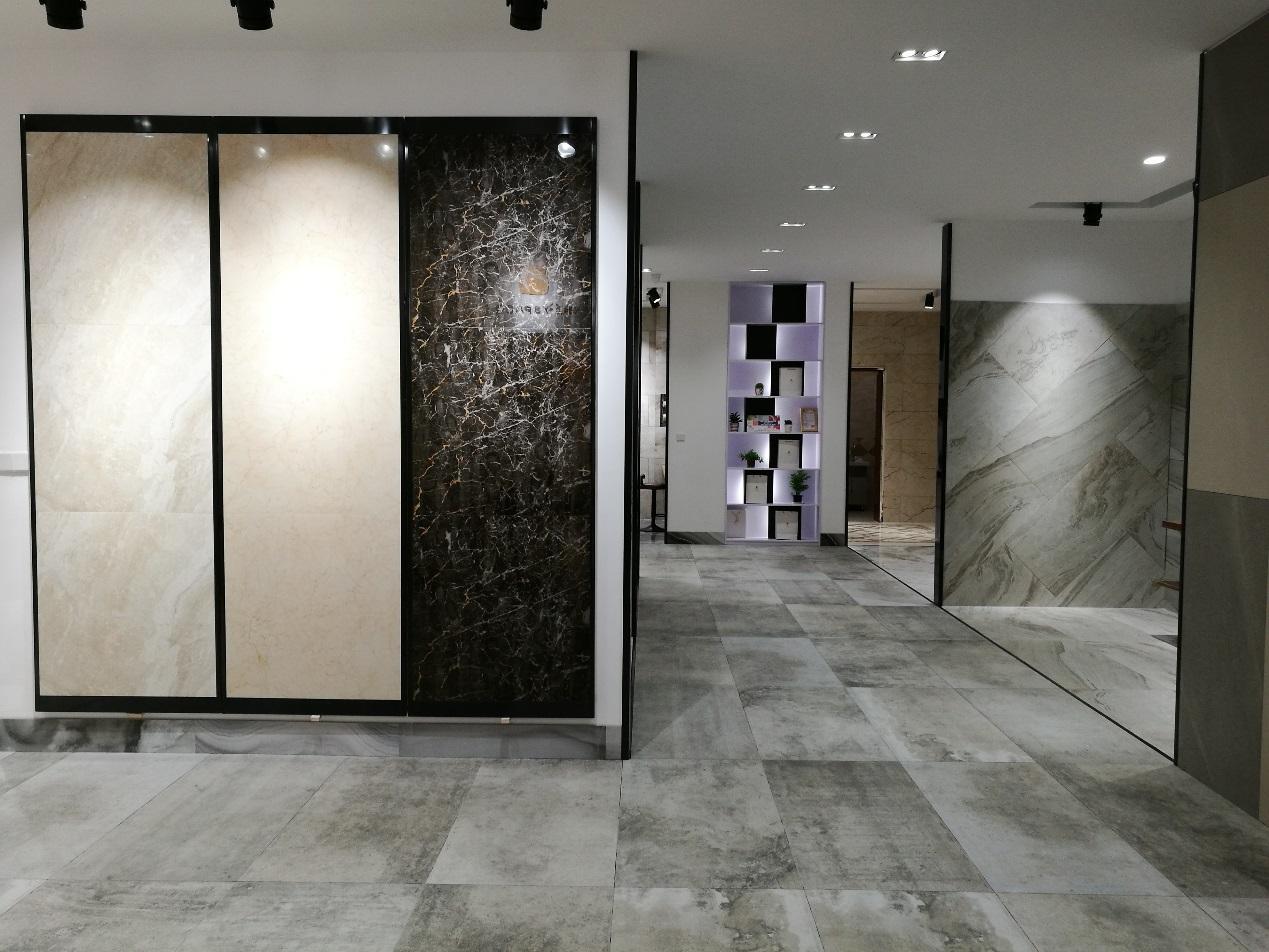 装修行业寒冬期，这家卖瓷砖的门店订单竟接到手软！