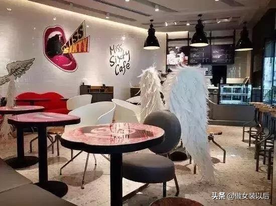 她在衰落时被温州大佬收购，如今竟逆袭成女装品牌前列？牛逼