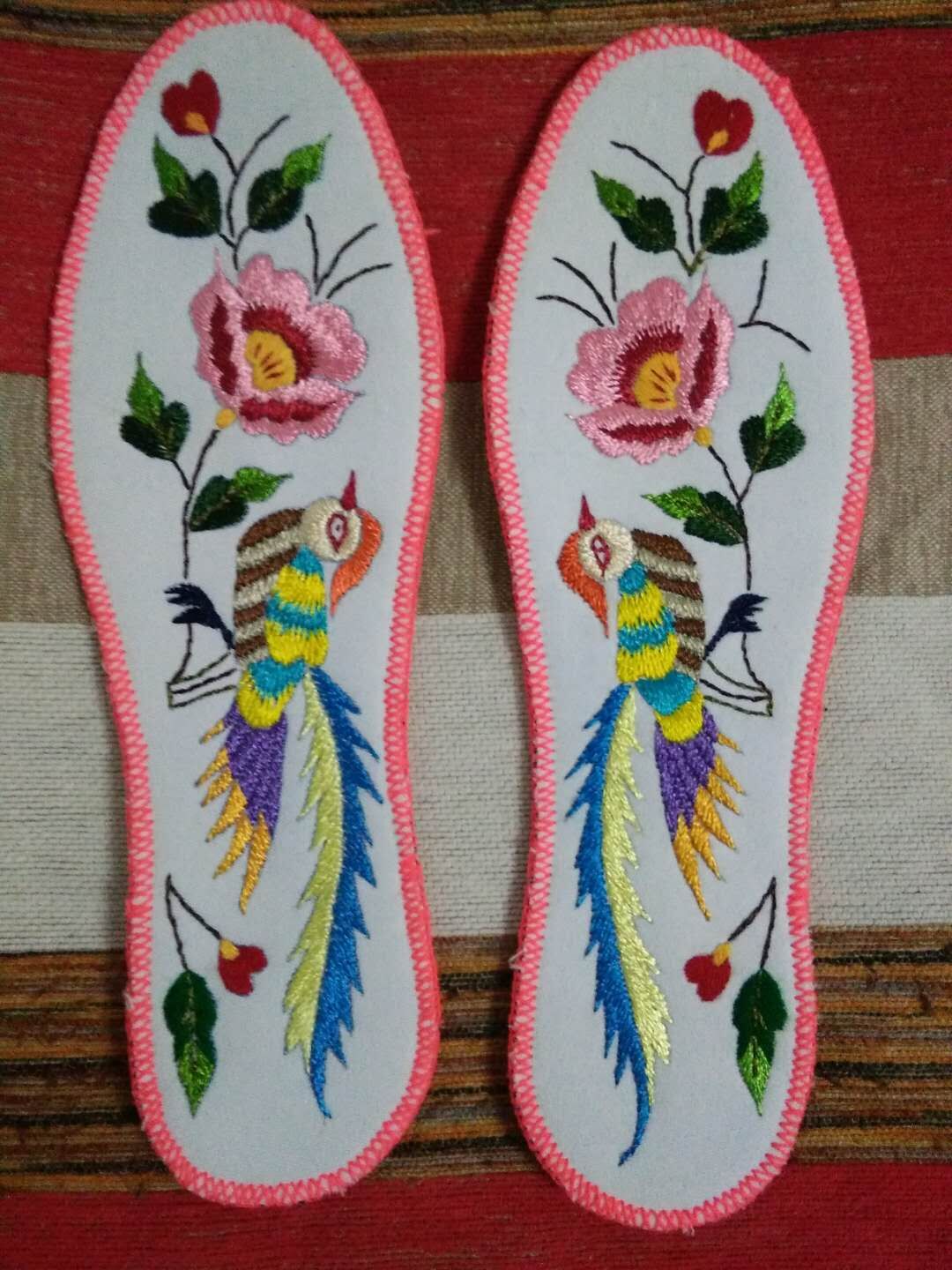 有创意的鞋垫,70款惊艳手工鞋垫