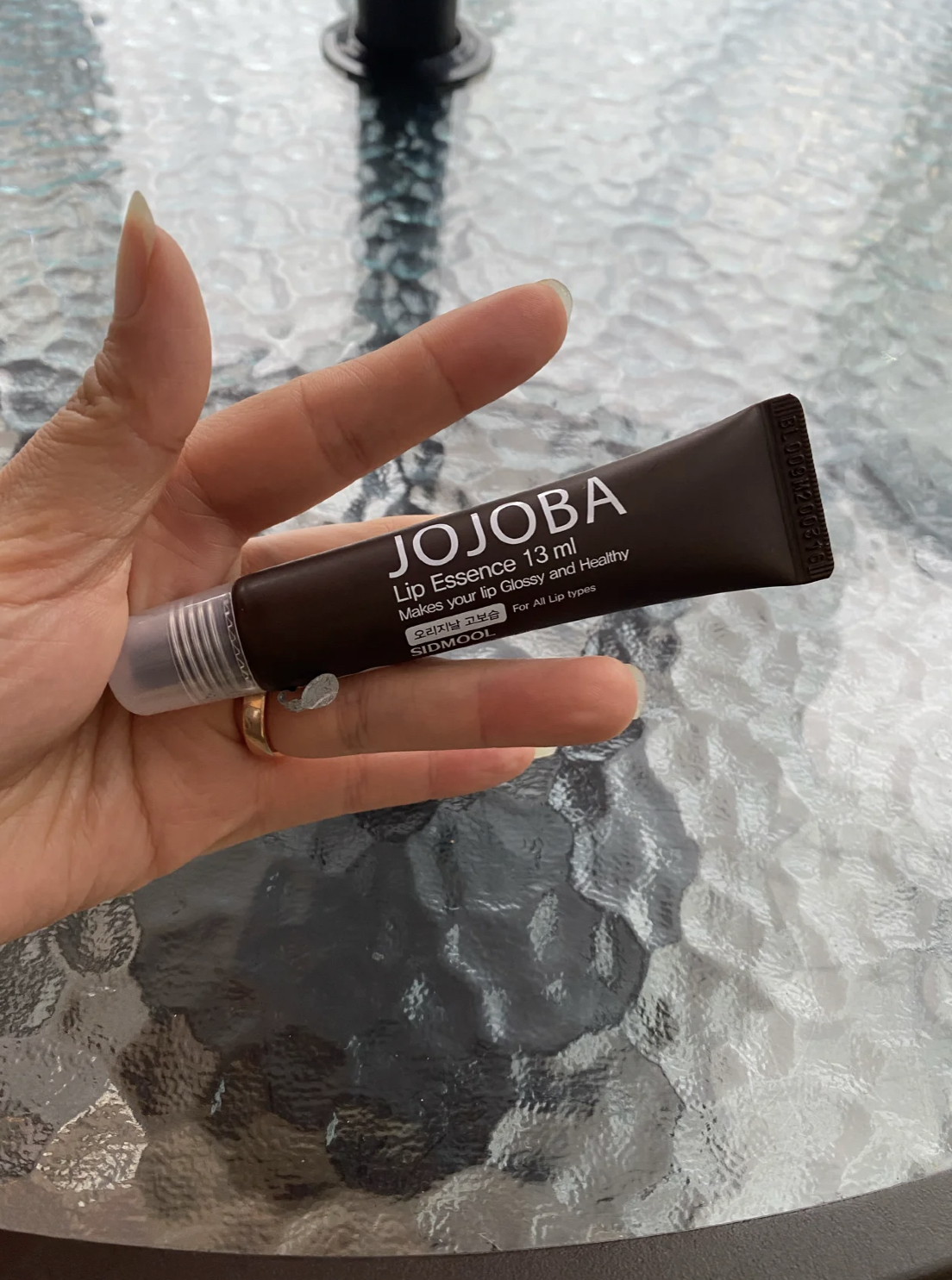 淡唇纹平价唇膏测评,淡唇色的润唇膏推荐