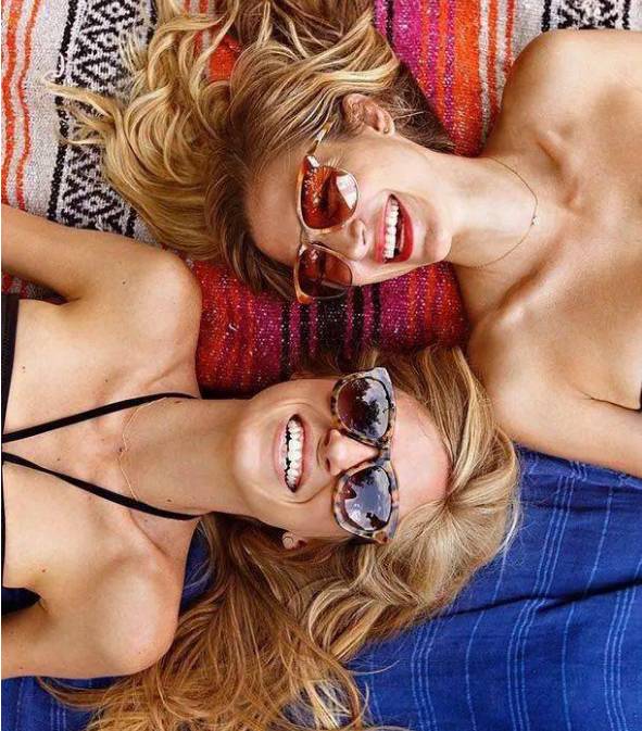 同款闺蜜发型简单时尚好看,适合闺蜜的潮流发型