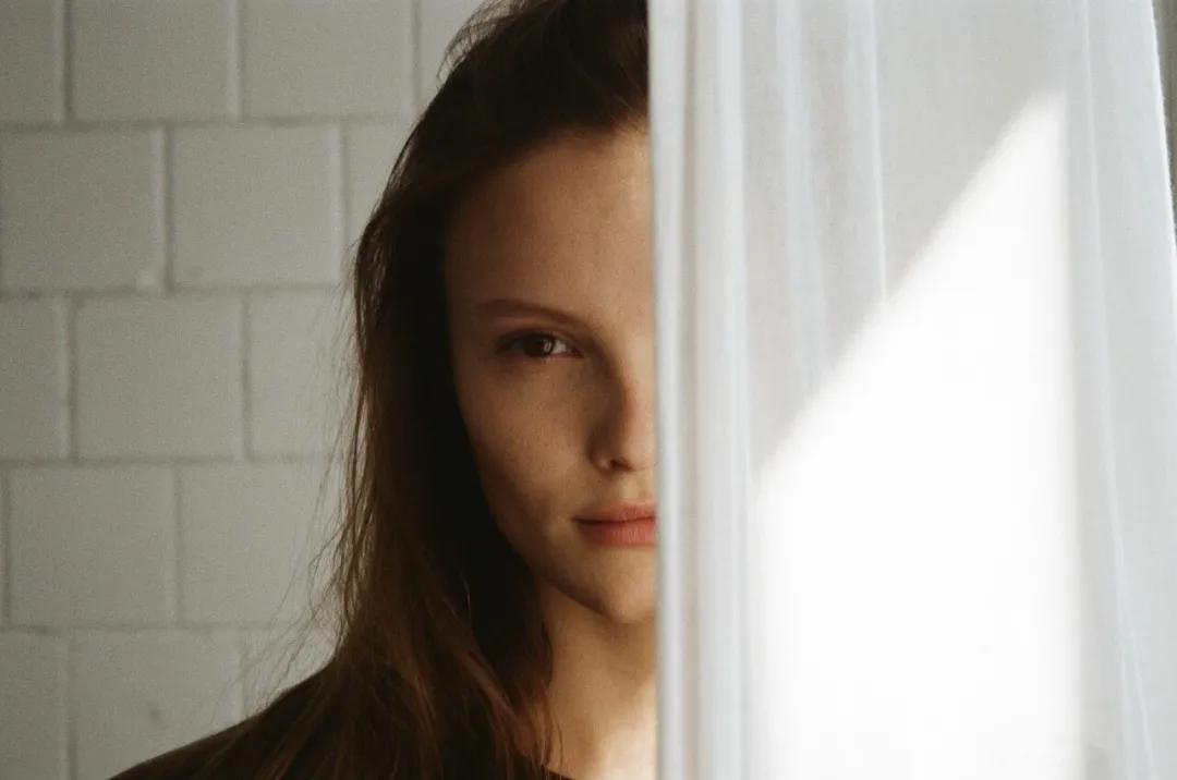 有腹肌的摄影师,欧美摄影师帅哥腹肌