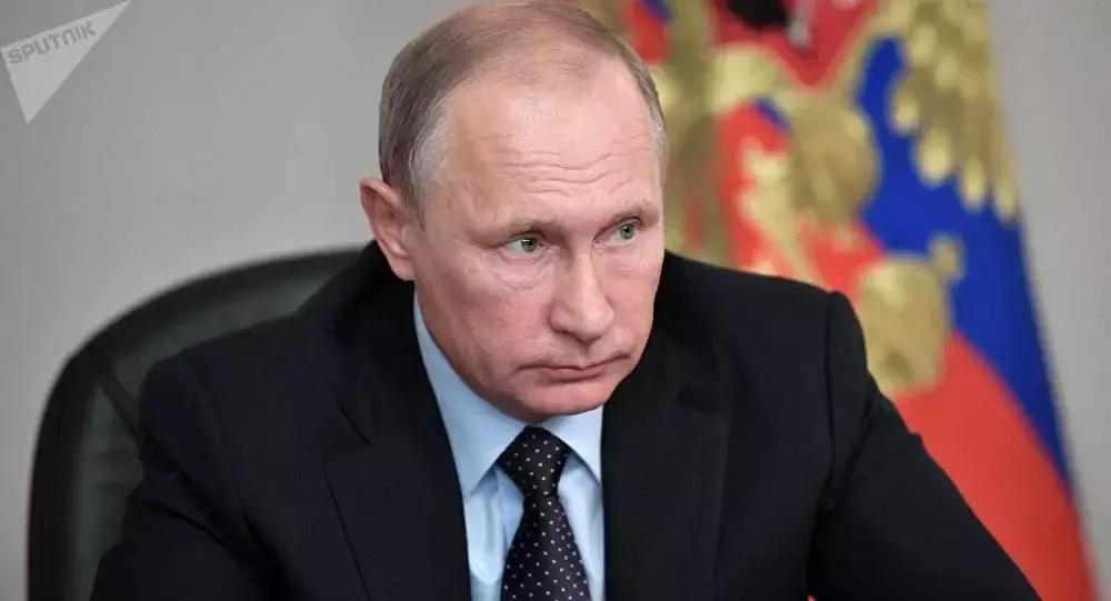 狠！意大利危机升级；人民币贬值；扫地机器人来了；等~