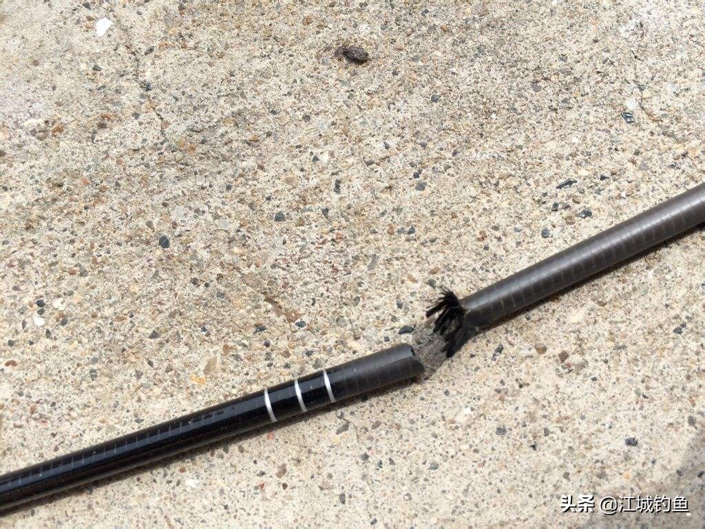 鱼竿第二节歪了怎么修复,如何避免鱼竿第一节断竿