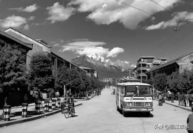 这个为丽江留下经典影像的“80后”纳若，居然上过战场剿过匪