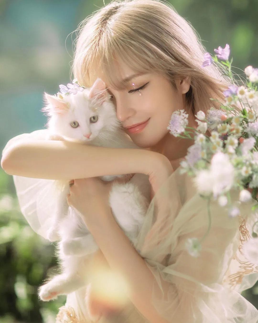 和罗志祥分手7个月后，周扬青终于要出道做女明星了...