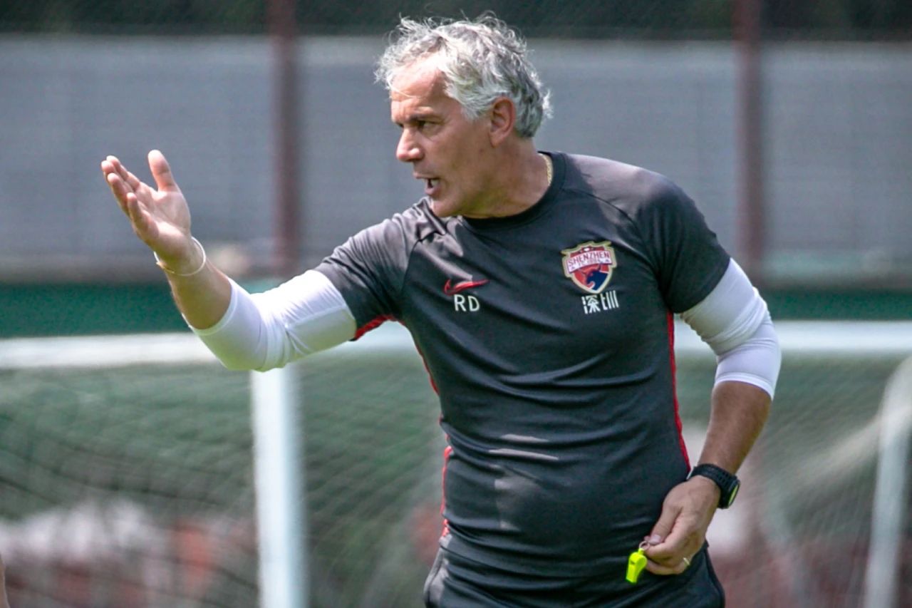 多纳多尼：郜林、王永珀是中国足球史上重要球员希望他们成为榜样