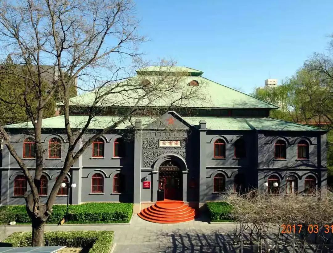 *安门天**向西2000米，有个地方叫国社