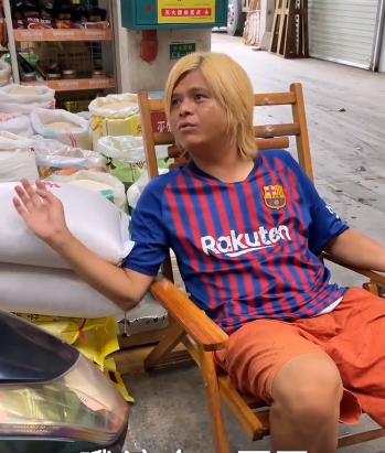 罗志祥南宁和平精英,南宁罗志祥搬水泥