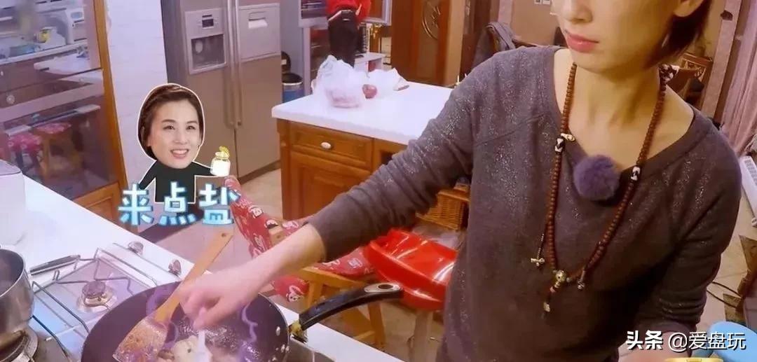 家底吓人！这位姐姐戴的手串，果然不简单