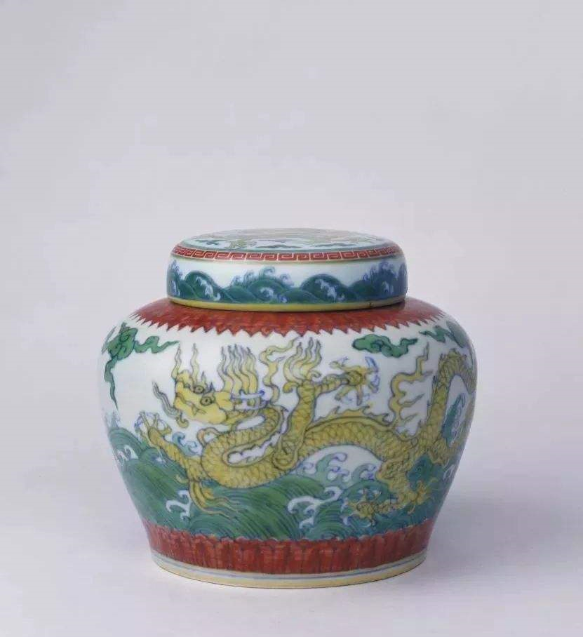 成化年间瓷器真假鉴定,明代成化黄釉瓷器鉴定