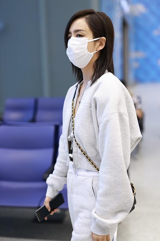 运动衣服的潮流穿搭,连运动衣也能穿得时髦又活力