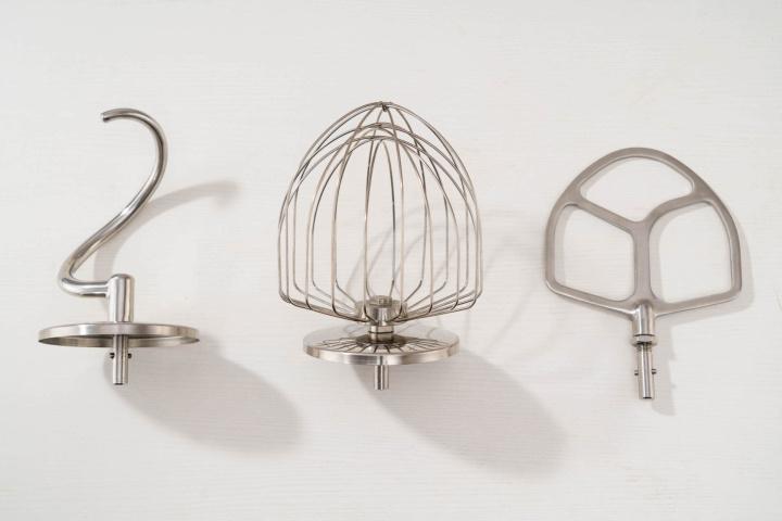 你还在用这种手动压面机吗,你还在用擀面杖擀饺子皮吗