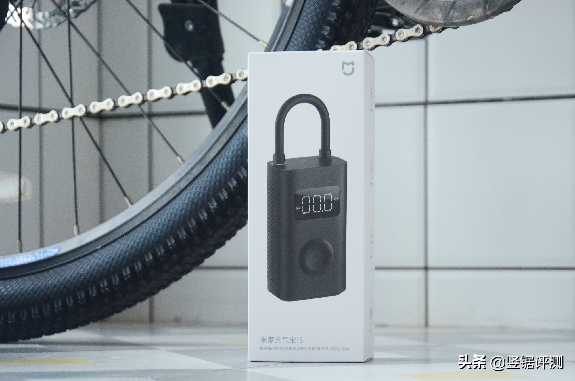 可以去修理厂给车胎充气么,去汽修店给轮胎打气多少钱