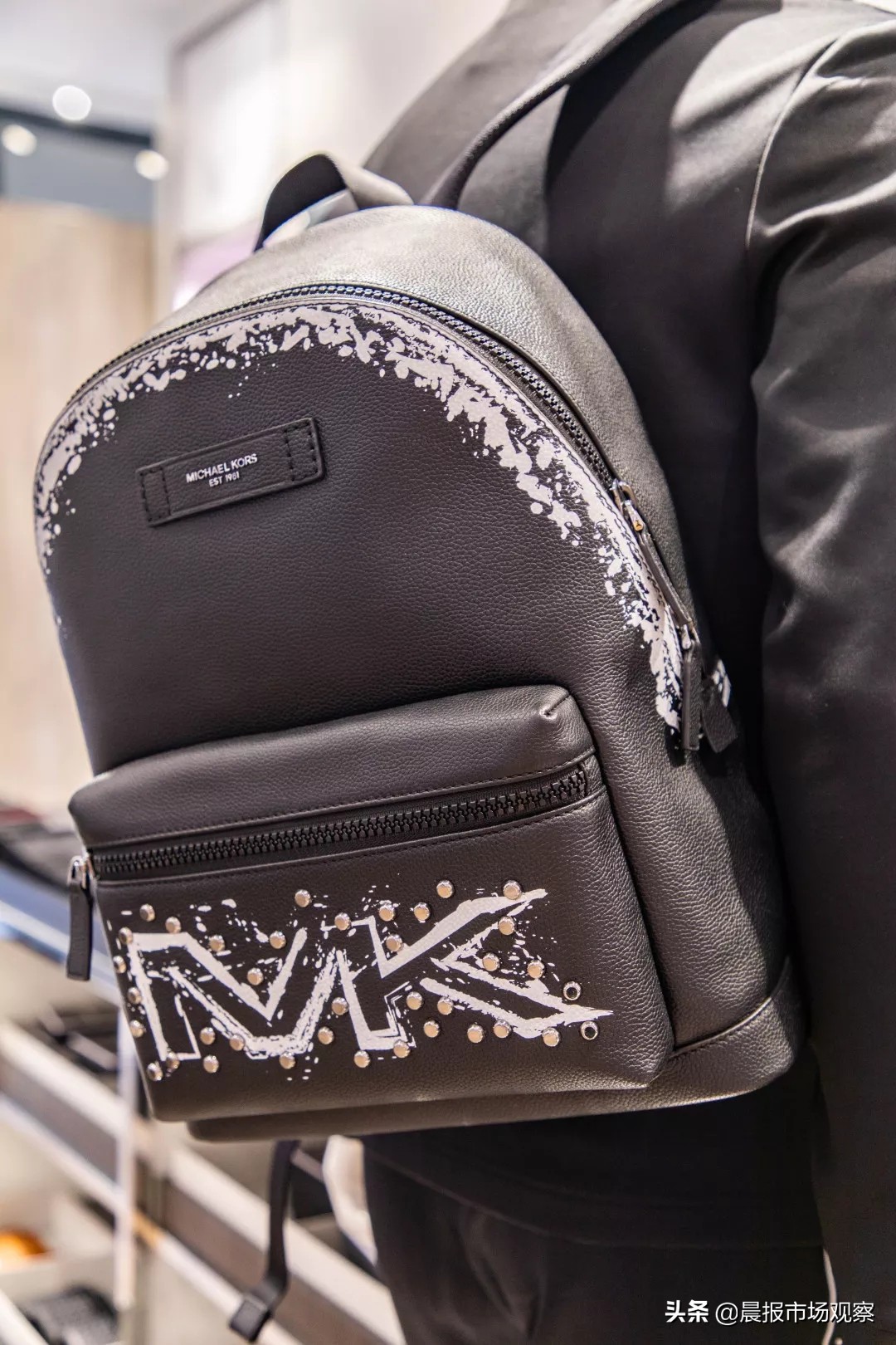 上海青浦百联绫致奥莱旗舰店,百联六城七店感恩日