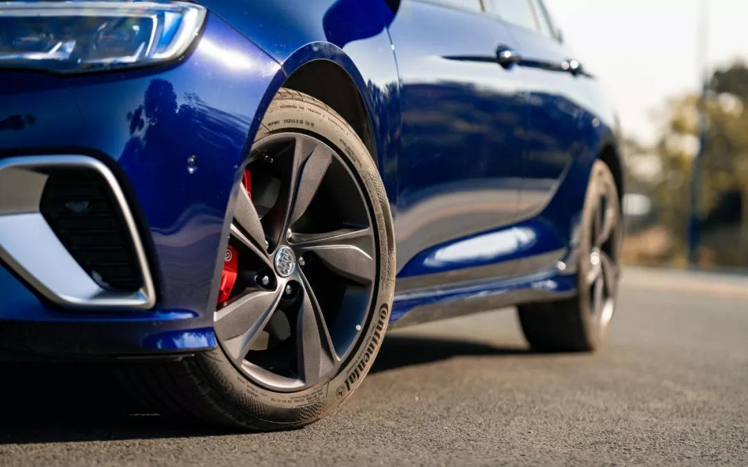 君威gs和君威gs哪个更好,买21款君威gs的十大忠告