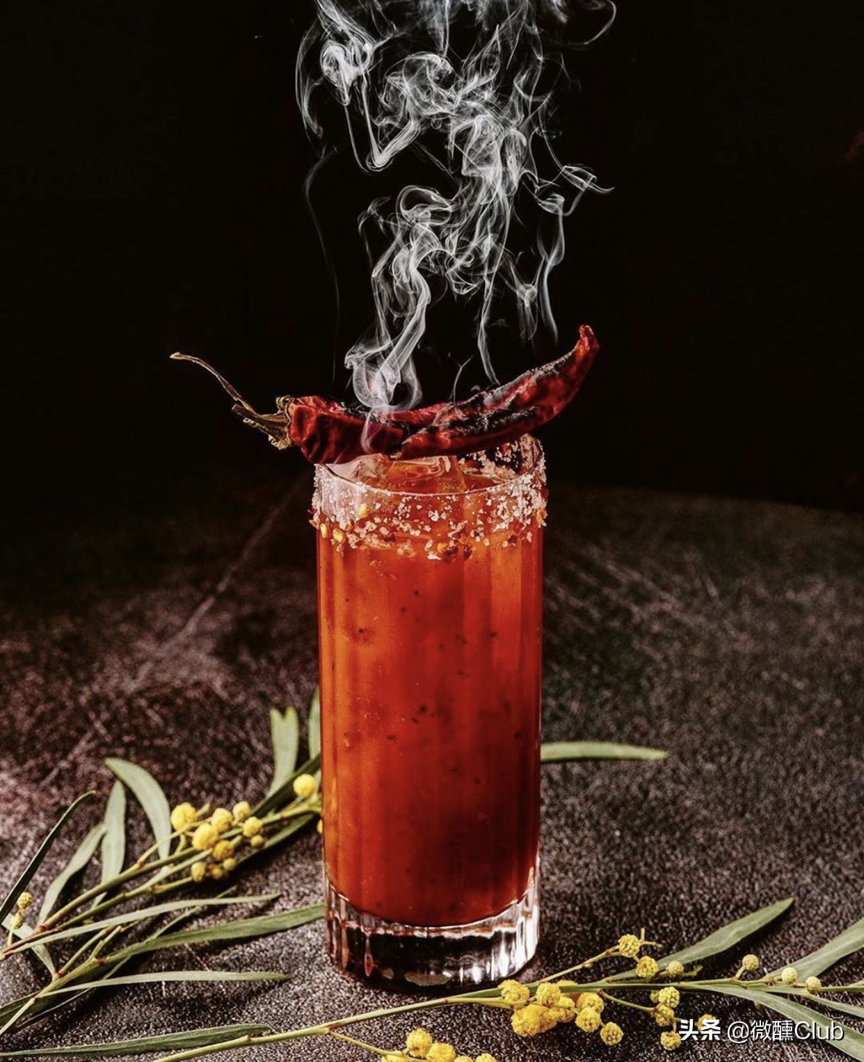 酒吧经营与调酒技术,酒吧调酒师的十大技巧