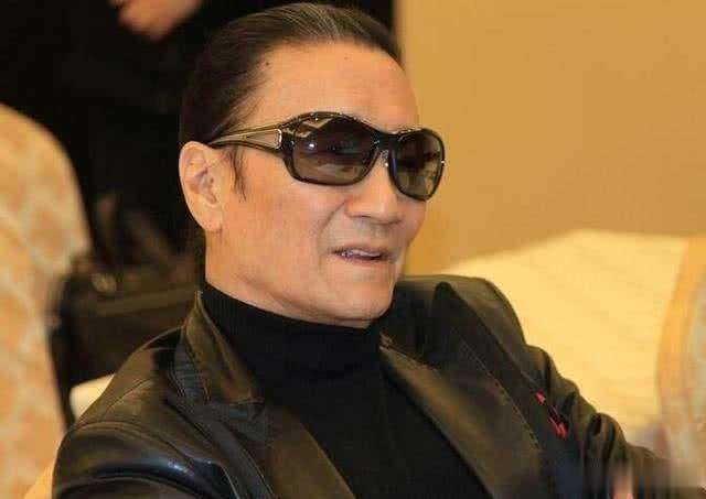 谢贤为什么支持周星驰,谢贤周星驰少林足球幕后故事