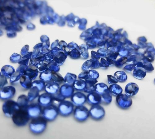 斯里兰卡蓝宝石怎么分等级,斯里兰卡蓝宝石颜色淡好不好