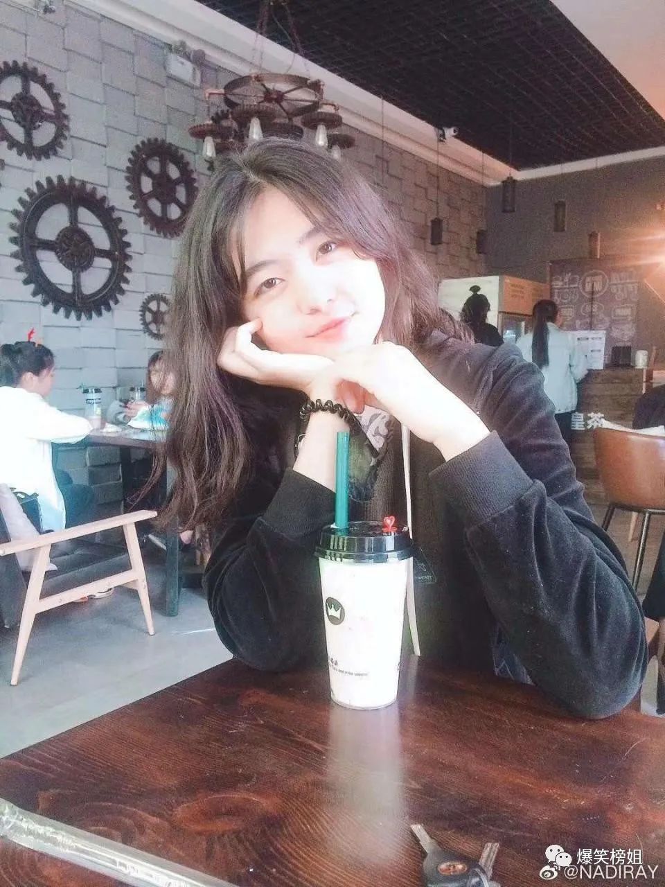 谈一个微胖女友什么体验,如果有一个微胖女友是什么感觉