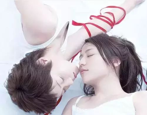 邯郸一男子有5套房,一男子不上班在家啃老