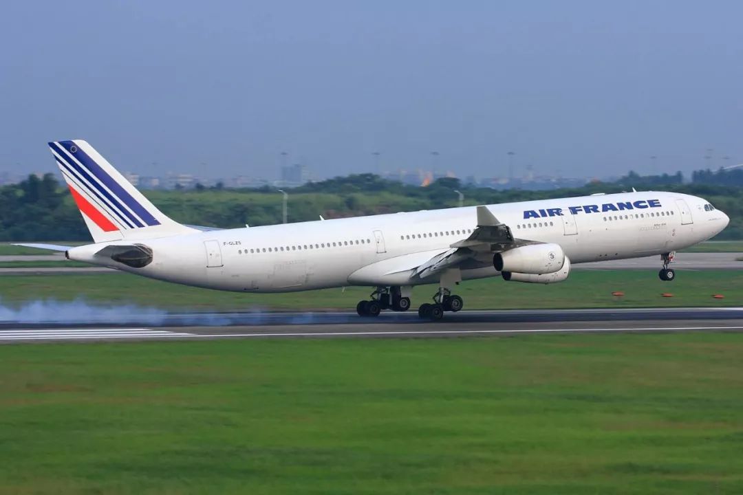 吸引中国精英去法国攻读博士学位的，不是浪漫而是精英教育体制