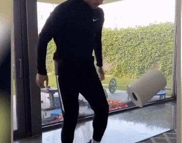 颠卫生纸翻车,颠卫生纸大赛