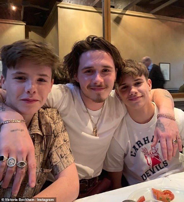 贝克汉姆亲子照,贝克汉姆晒与小七亲密相拥照