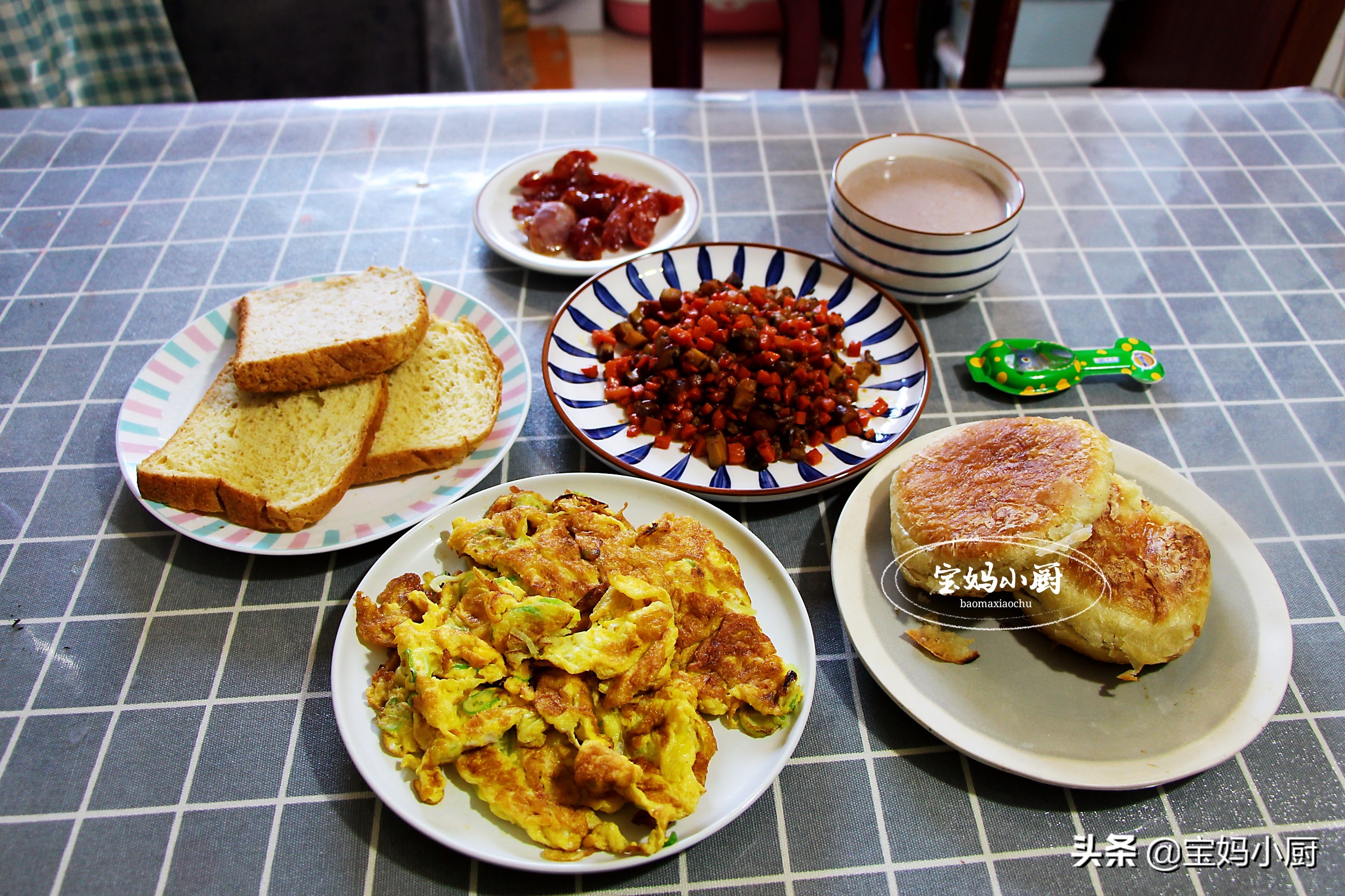 上小学的孩子早餐怎么搭配有营养,开学了孩子一周的早餐怎么做