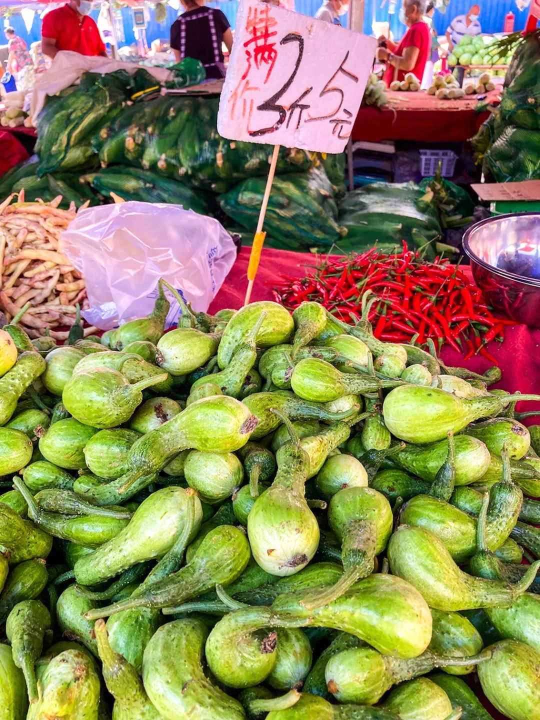 不错挺便宜的早市,附近比较旺的早市