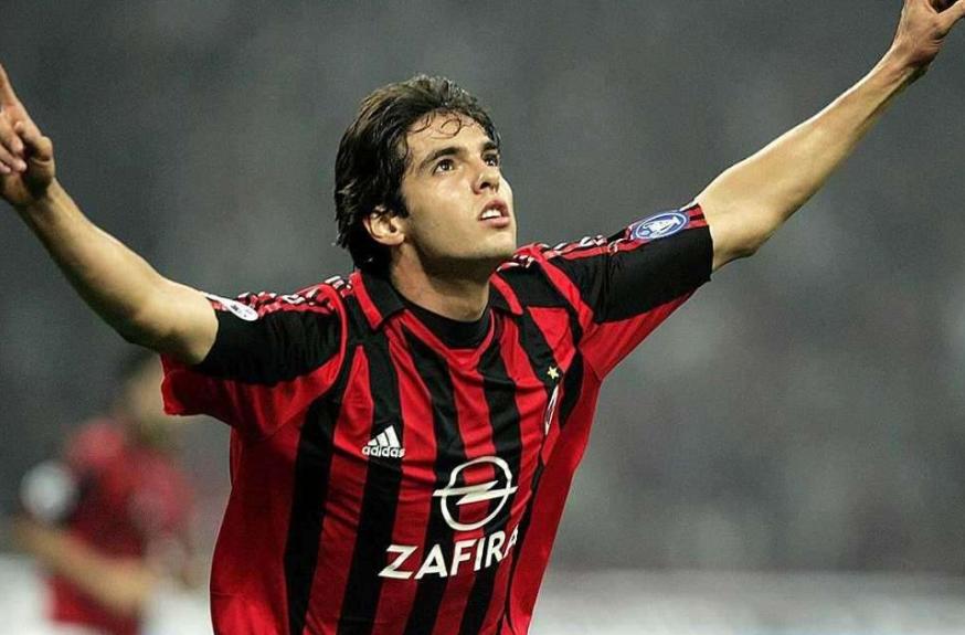 米兰圣诞树阵型,米兰圣诞树阵容四个十号中场