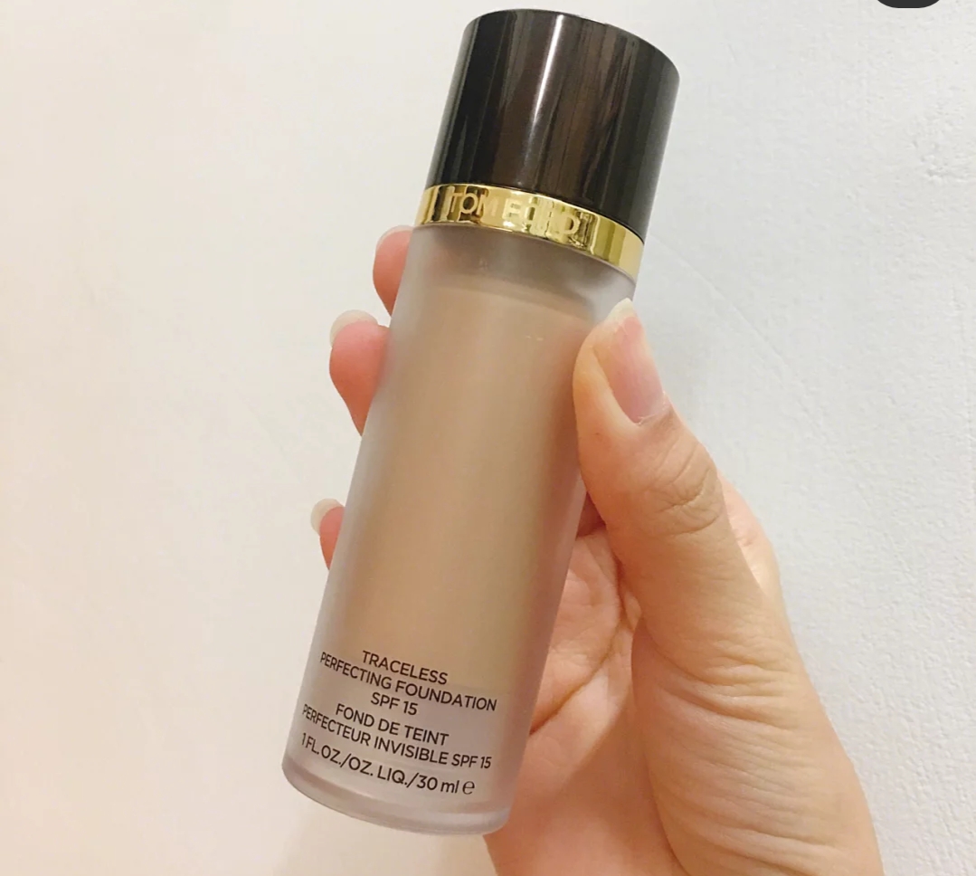 不会闷痘且遮瑕的粉底液测评,绝不踩雷的大牌粉底液