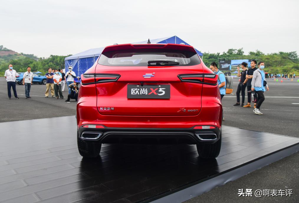 欧尚x5蓝鲸版和cs55p蓝鲸版哪个好,长安欧尚x5最好看的颜值