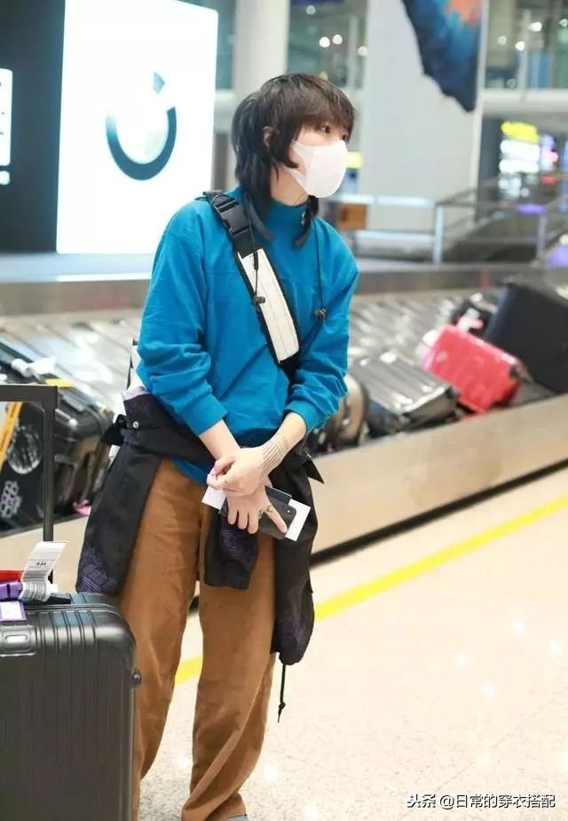 来看机场女王杨幂穿搭,杨幂穿搭机场秀