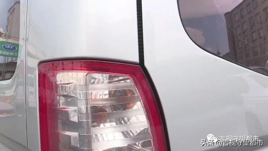 新车4s店补过漆拒不承认,新车开出4s店发现补漆