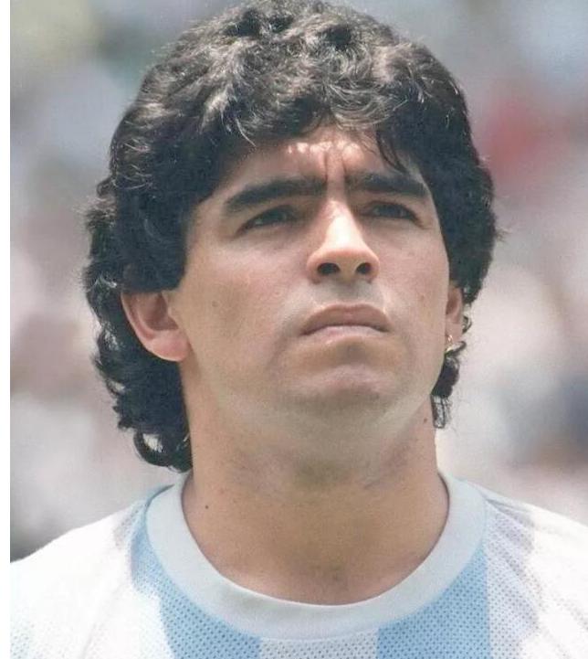 死而不亡者寿也,足球史上永不磨灭的马拉多纳传奇