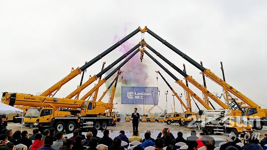 柳工起重机销量,柳工装载机持续销量第一