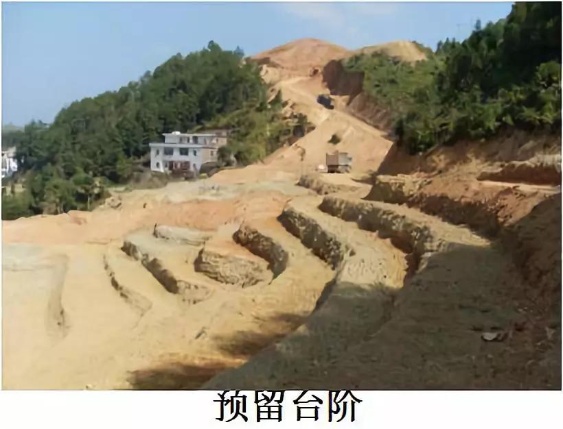 高速公路路基路面施工工艺流程,最新公路路基施工标准