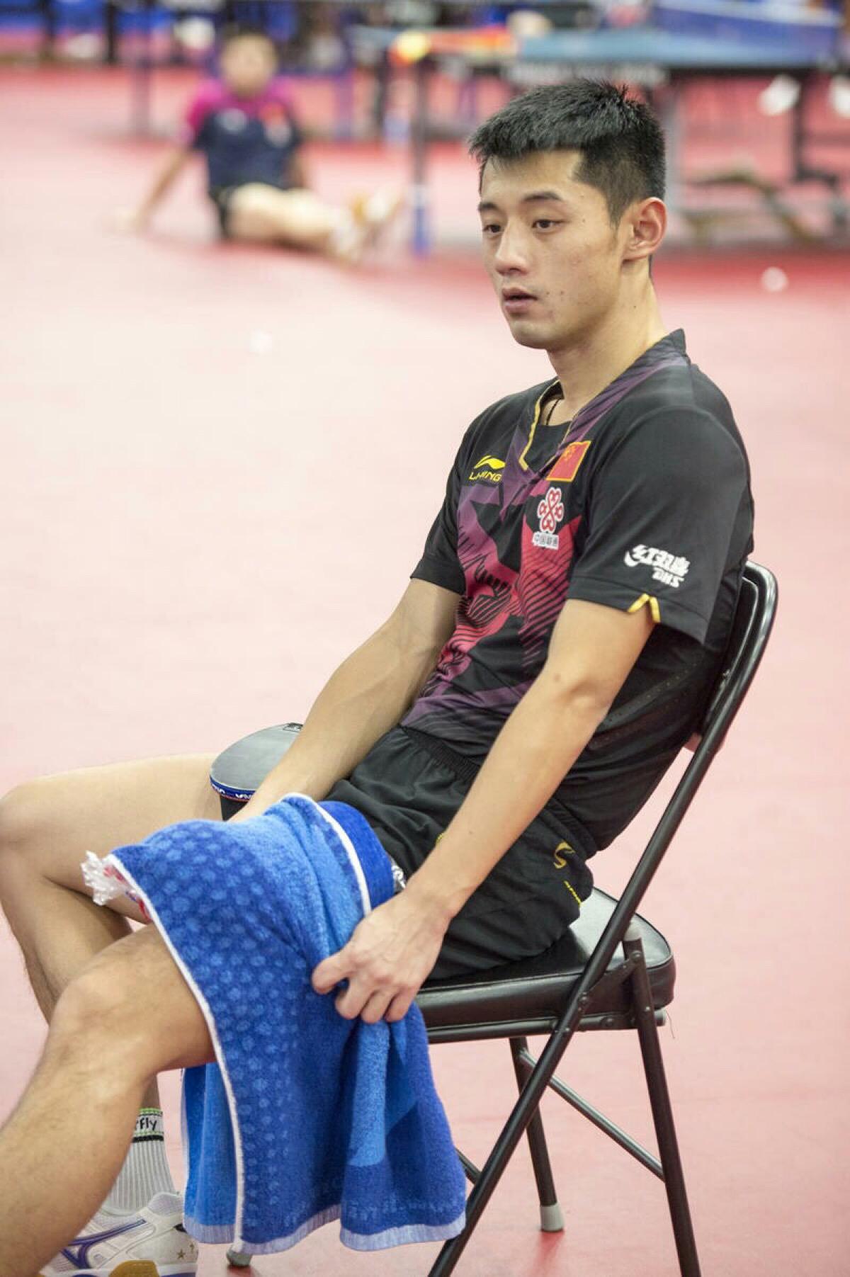 张继科在刘诗雯低谷期高调秀恩爱,张继科乒乓球遗憾