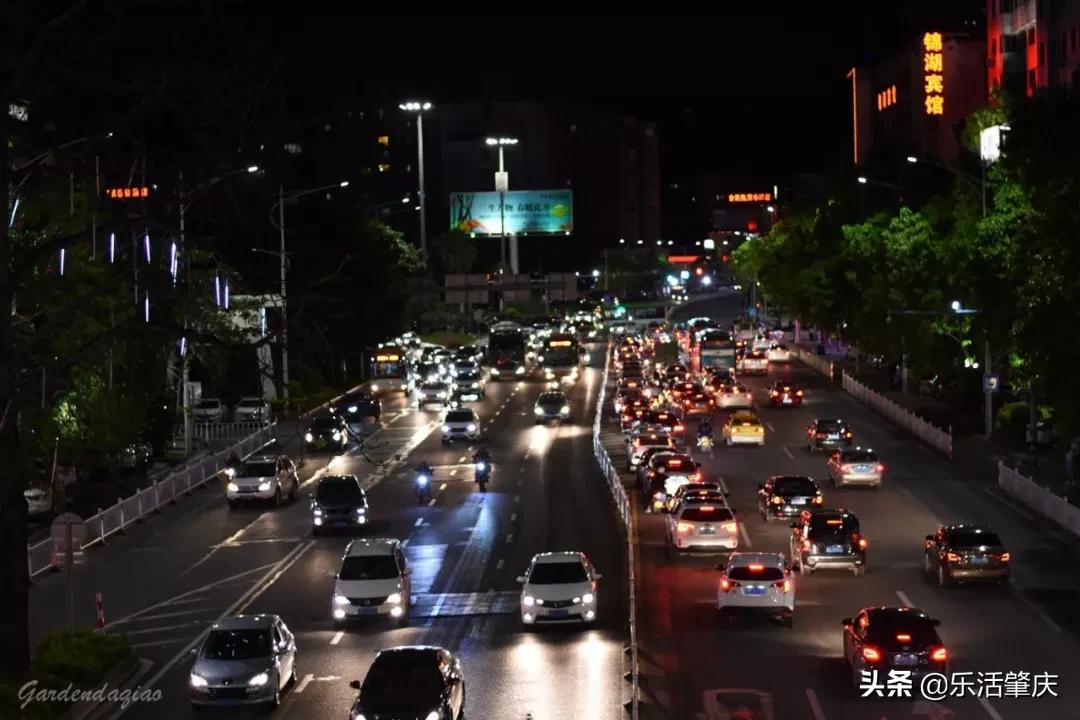 按重启开关才能正常启动,按重启键怎么启动