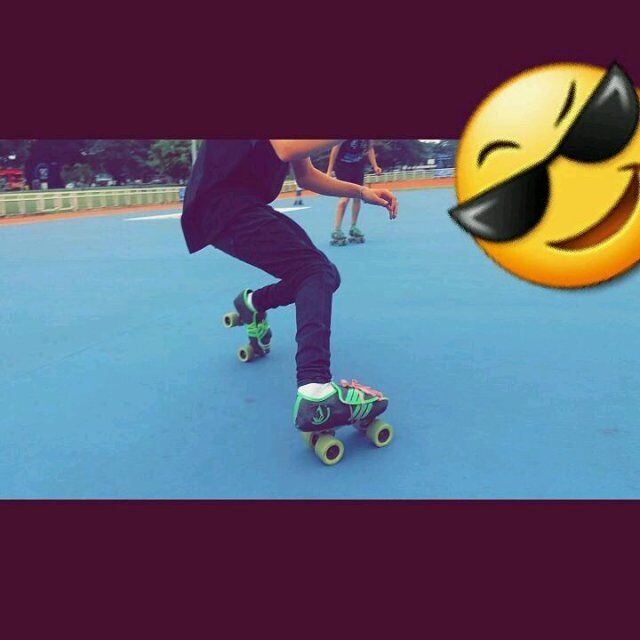 成人轮滑单排还是双排好,为什么双排轮滑更锻炼人