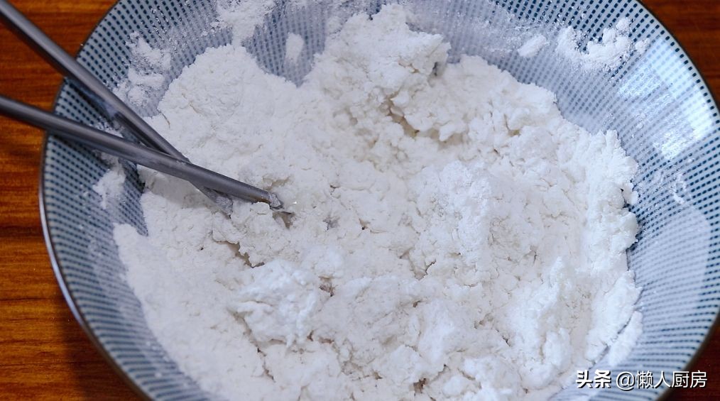 年糕不用微波炉用开水泡软吗,很好吃的年糕爆浆不用煮