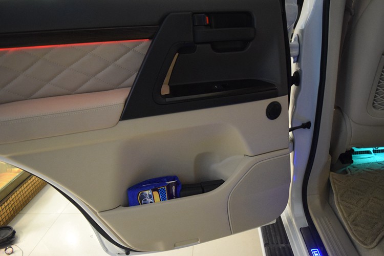 音响更动听，聆听更惬意：兰德酷路泽汽车音响改装！昆明发烧友