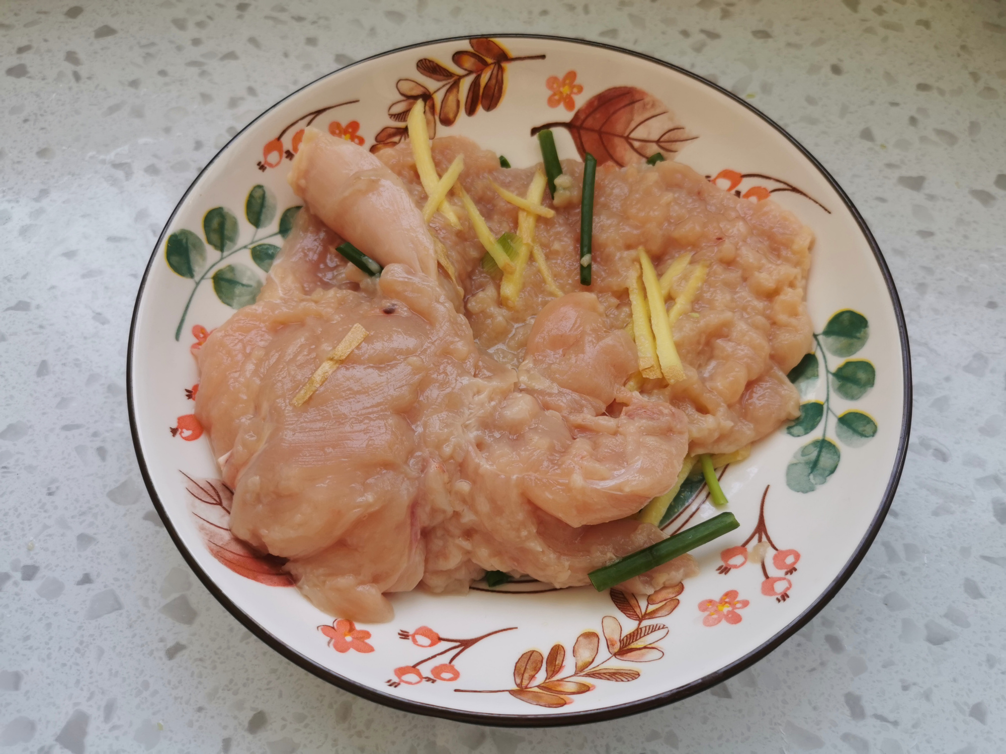 炸鸡排的腌制方法最正宗的做法,炸鸡排怎么腌制蘸面包糠