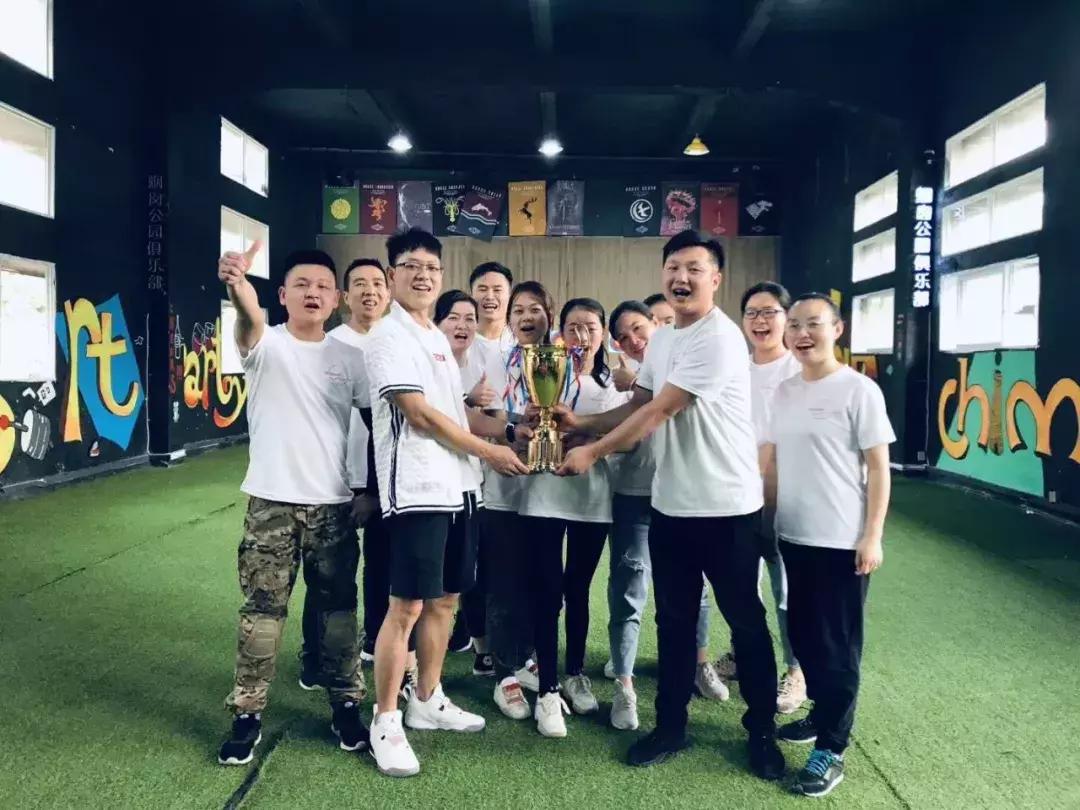 怎么和新同事熟起来,刚入职怎么和同事混熟